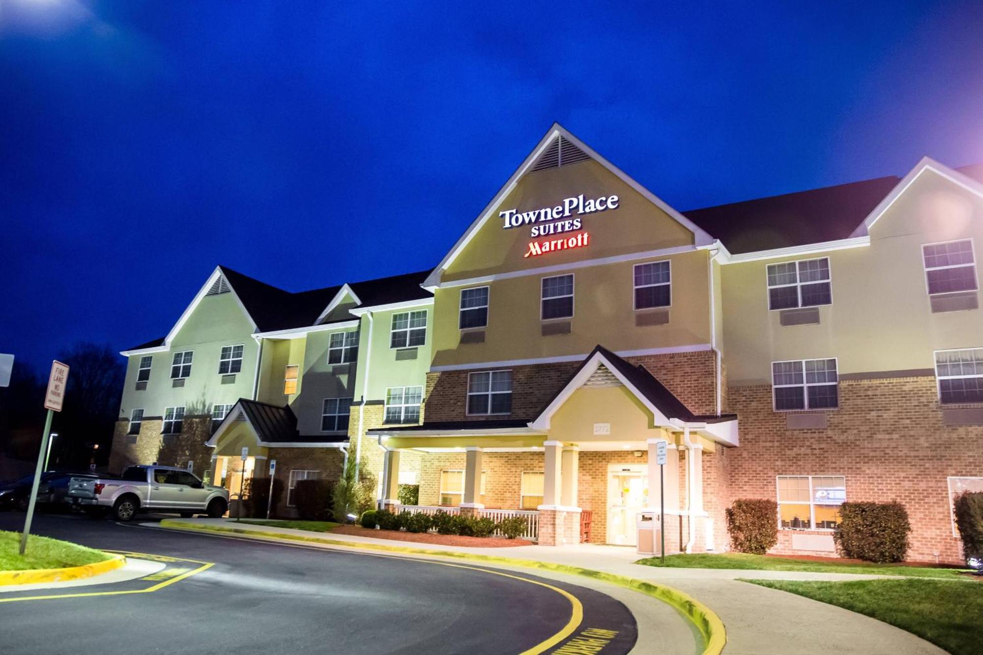 Towneplace Suites Stafford Exterior photo